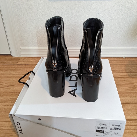 Snakeskin Heeled Booties - Picture 4 of 4